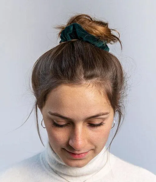 obumi Obumi Scrunchie Samt - Bio Baumwolle, Dark green, – Produktbild 2 von 3