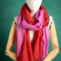 nahtur-design nahtur-design 2 Wolltücher "hauchfein", Rot-pinkt (rot), – Produktbild 1 von 1