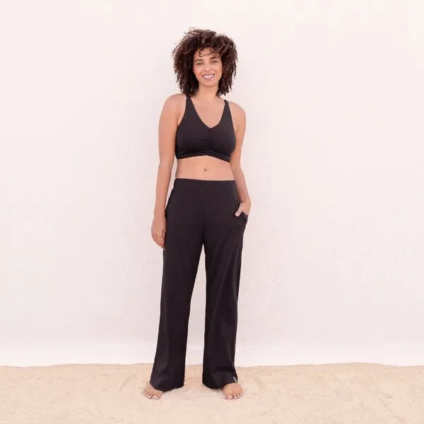 Jaya Jaya KAIRO - Damen - weich fliessende Yoga - und Lounge Pants ist aus einem Mix aus TENCEL Lyocell und Bio-Baumwolle hergestellt, Black/schwarz, – Produktbild 1 von 2