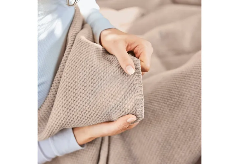 IBENA Wohndecke Charlotte mit GOTS, IBENA, mit gewebter Struktur, Beige, – Produktbild 1 von 5