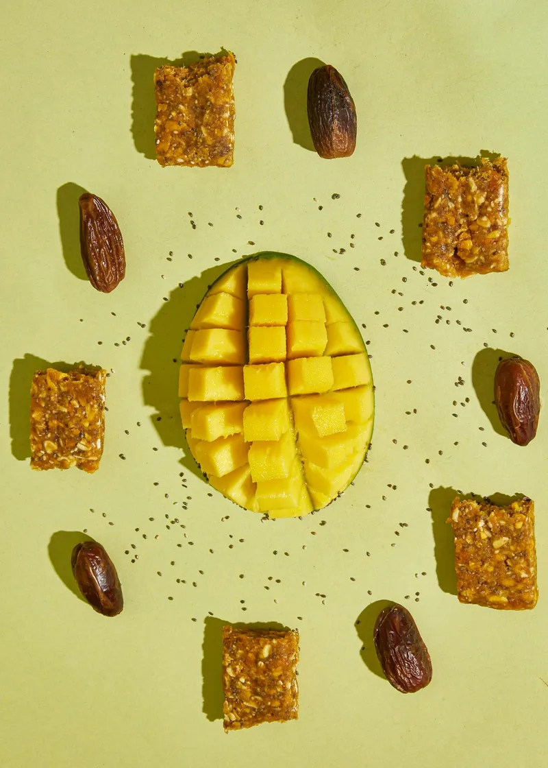 KoRo Raw Bar Mango-Chia 50 g – Produktbild 4 von 5