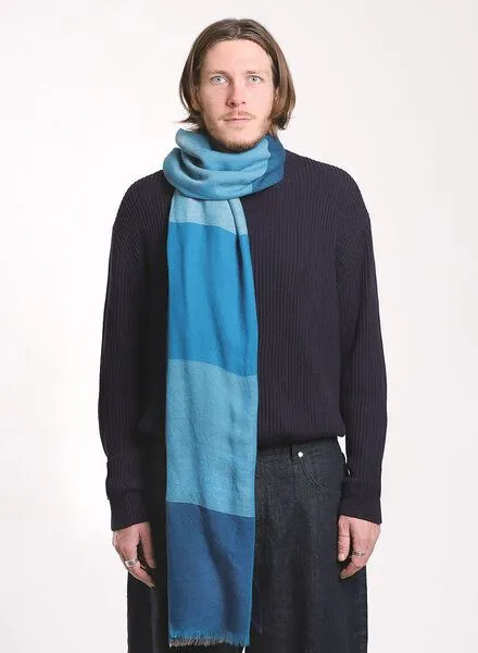 Djian Djian Schal aus Merino-Wolle – KARO – mulesingfrei, Blautöne, – Produktbild 1 von 4