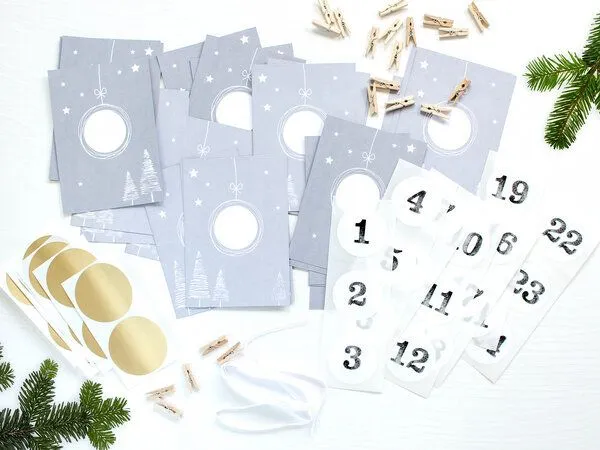 renna deluxe renna deluxe RUBBEL Adventskalender, zum Rubbeln, GOLD Grau Weiß, Bastelset 97 Teile | Gutschein-Kalender im Boho Nordic Stil – Produktbild 2 von 3