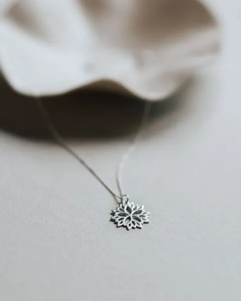 lille mus lille mus Kette 'Blumenstern' 925 Silber, Silber, – Produktbild 1 von 4