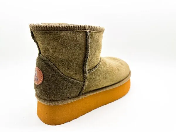 thies Stiefel aus Schaffell "thies 1856 ® Platform Sheep Boots", Olive, – Produktbild 4 von 4