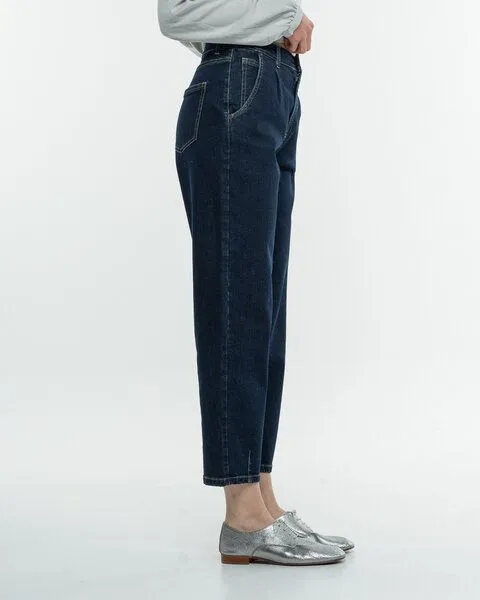 Alma & Lovis Alma & Lovis High Waist Jeans aus Bio-Baumwolle | Mum Jeans, Dunkelblau, – Produktbild 4 von 4