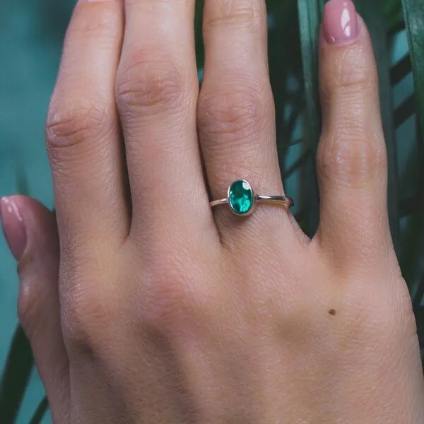Spirit of Island Spirit of Island Ring in Sterling Silber | Roher Smaragd Edelstein – Produktbild 3 von 4