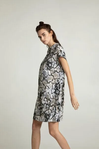 Lovjoi Lovjoi Minikleid FJELA aus Biobaumwolle, Phyton (mehrfarbig), – Produktbild 4 von 4