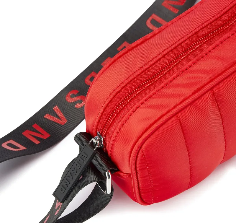 Elbsand Elbsand Umhängetasche Minibag, Crossbody Bag, Damentasche, Schultertasche, Handtasche Damen zum Umhängen aus weichem Material mit Steppung VEGAN, Rot, – Produktbild 1 von 5