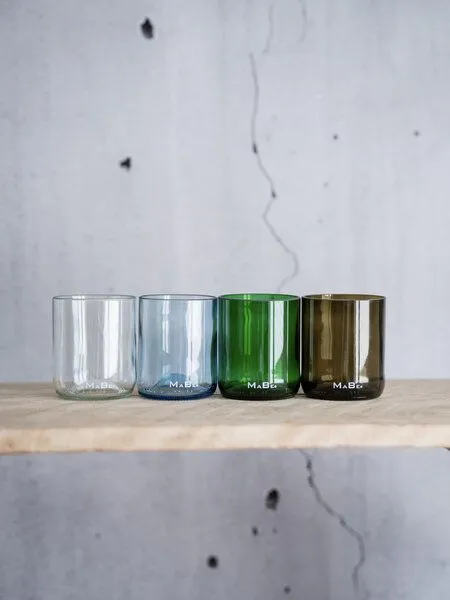 MaBe MaBe Set 4 Trink Gläser UPCYCLING - nachhaltiges Geschenk für Hochzeit - Einzug - Geburtstag - Ostern, Bunt, – Produktbild 2 von 3