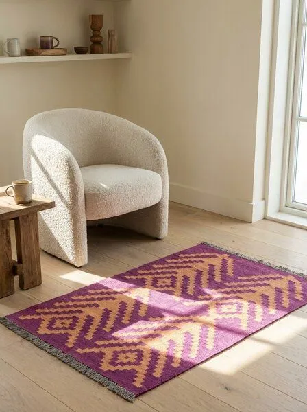 Rugtales Kelim Gashgai „Rugtales“ aus Schurwolle, Violett, – Produktbild 1 von 4