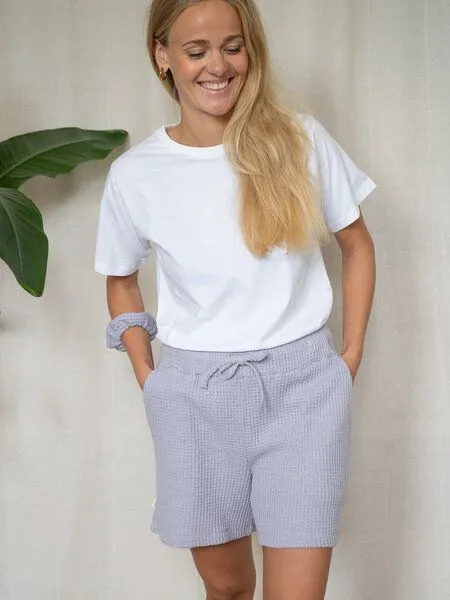 FUXBAU FUXBAU Frauen Waffelstrick Shorts, Lavendel, – Produktbild 4 von 4