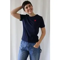 Kultgut Kultgut Artdesign - Biofair- Flauschiges Femin Shirt / little red heart – Produktbild 1 von 1