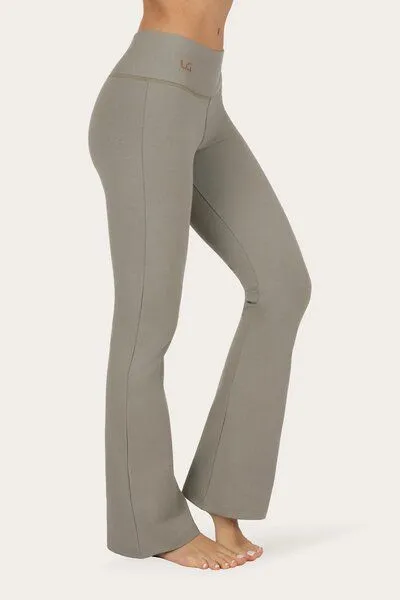 Urban Goddess Urban Goddess Flared Yogahose Anandafied, Smokey quartz (grau), – Produktbild 2 von 3