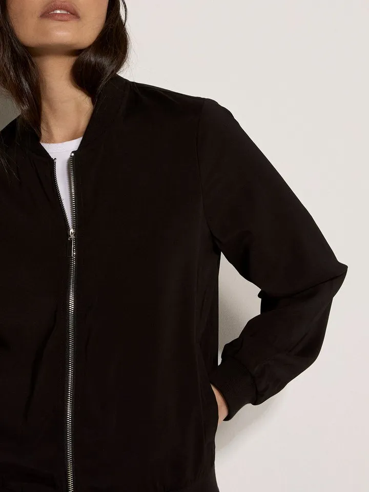 Apricot Apricot Kurzjacke Leichte gewebte Bomberjacke Einfarbig, Schwarz, – Produktbild 2 von 4