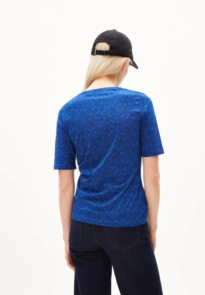 ARMEDANGELS ARMEDANGELS DONAAJI MILLES FLEURS - Damen T-Shirt Slim Fit aus Bio-Baumwolle, Dynamo blue, – Produktbild 2 von 4