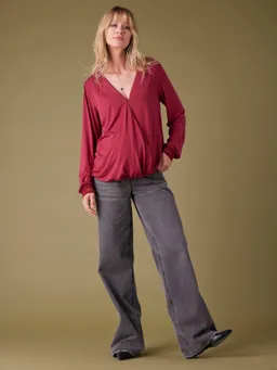 Envie De Fraise Blusenshirt in Wickeloptik für Schwangerschaft und Stillzeit ENVIE DE FRAISE – Produktbild 1 von 1