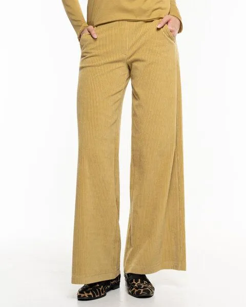 Alma & Lovis Alma & Lovis Stylische Marlene aus softem Nicki-Cord | Cord Marlene, Ocker (hemp), – Produktbild 1 von 4