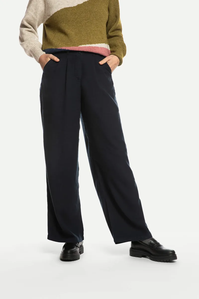 MATONA MATONA Damen vegan Hose Mit Falten Mitternachtsblau, Blau, – Produktbild 2 von 2