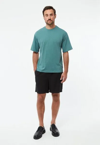 Givn Berlin Givn Berlin T-Shirt GBLASSE aus Bio-Baumwoll, Graphite green, – Produktbild 2 von 4