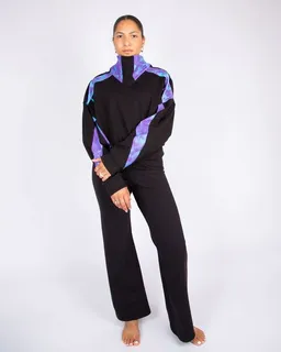 ÆVRIL ÆVRIL Damen Sport Oberteil // Avril Print, Schwarz // Bio-Baumwolle – Produktbild 1 von 1