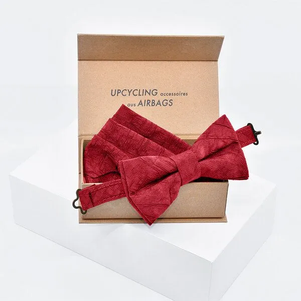 Airpaq Airpaq Upcycling Fliege und Einstecktuch aus Airbags, Rot, – Produktbild 3 von 4