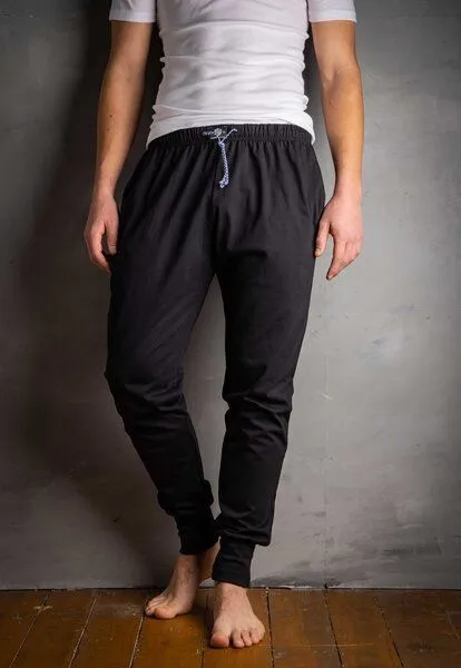Haasis Bodywear Haasis Bodywear Herren Pyjamahose mit Bündchen, Seitentaschen, Single Jersey, Bio Baumwolle, GOTS, Schwarz, – Produktbild 3 von 4