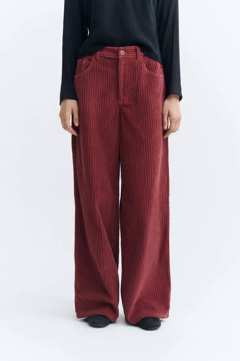 thinking mu Thinking MU Damen vegan Hose Mit Weitem Bein Hedda Cord Rot, Rot, – Produktbild 2 von 2