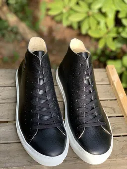 b.y.r.d. b.y.r.d. Sneaker vegetabil gegerbtes, chromfreies Leder -John – Produktbild 1 von 1