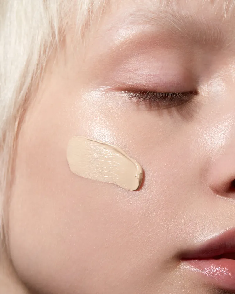 Madara Cosmetics Madara Cosmetics Semi-Matte Peptide Foundation – Produktbild 2 von 2