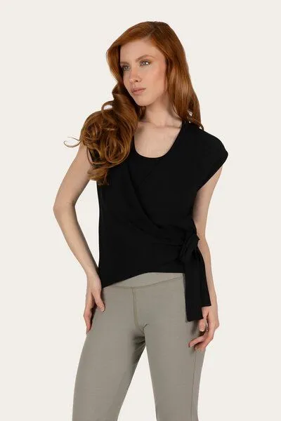 Urban Goddess Urban Goddess Aurora Yoga & Pilates Wickel-Top, Onyx black (schwarz), – Produktbild 1 von 4