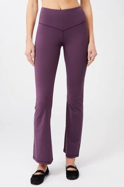 mandala Mandala Flared Sports Pants, Lila (purple passion), – Produktbild 1 von 4