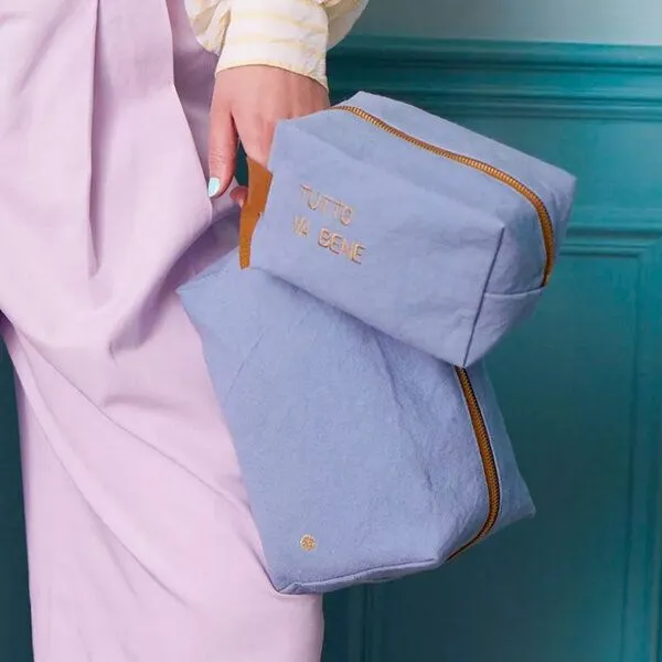 La Cerise sur le Gâteau La Cerise sur le Gâteau Cube Kulturtasche | Kosmetiktasche aus Bio-Baumwolle, Hellblau, – Produktbild 3 von 3