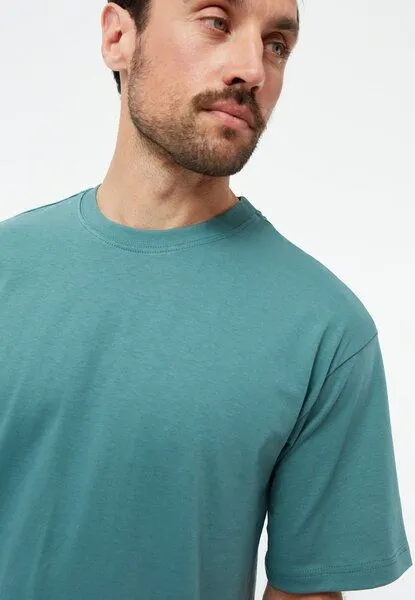 Givn Berlin Givn Berlin T-Shirt GBLASSE aus Bio-Baumwoll, Graphite green, – Produktbild 3 von 4