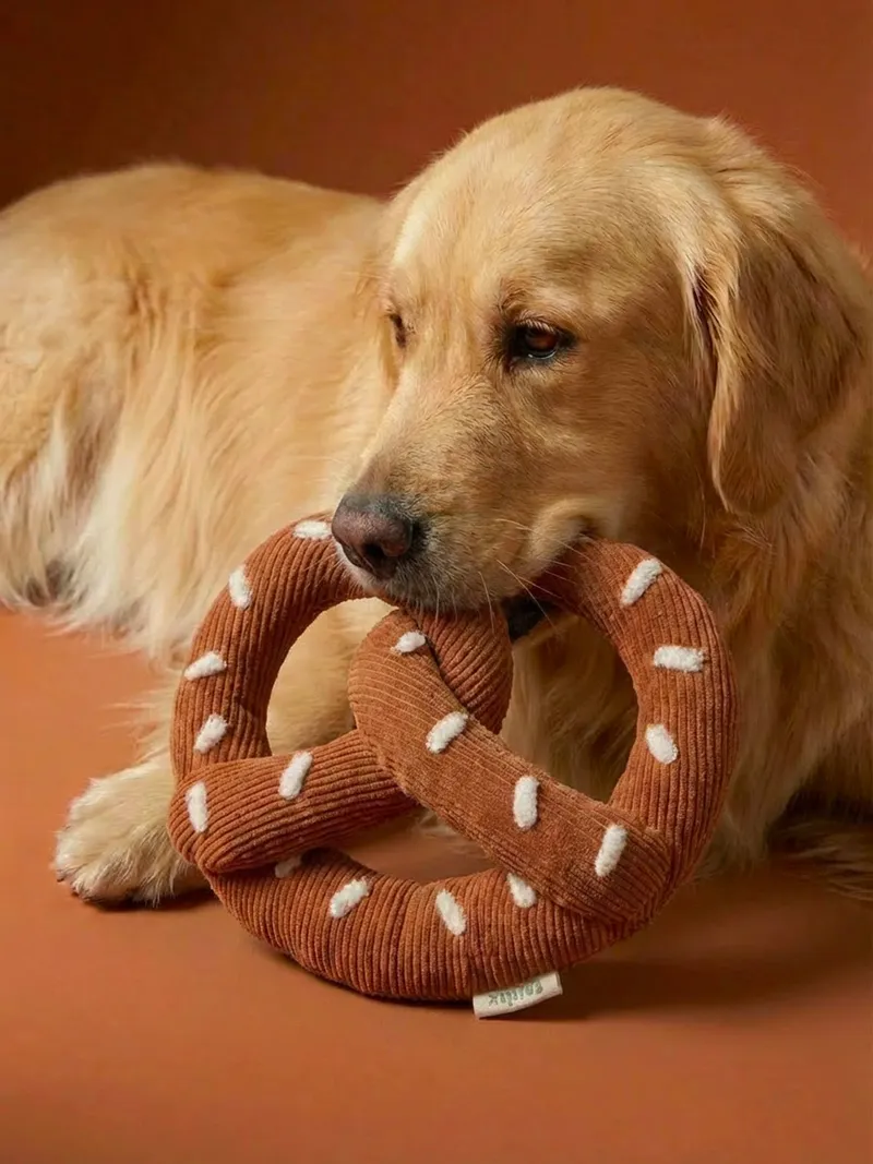 Vertbaudet Hundespielzeug Stoff-Brezel, Hellbraun, – Produktbild 3 von 3