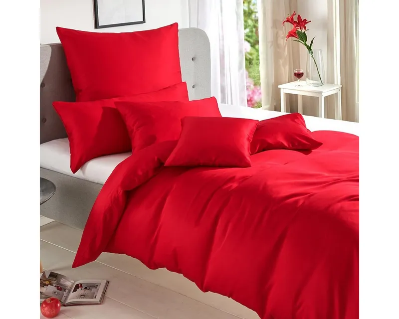TRAUMSCHLAF Bettwäsche Uni Tencel™ Lyocell, Lyocell, 2 teilig, glatte Oberfläche und super angenehmes weiches Hautgefühl, Rot, – Produktbild 3 von 5