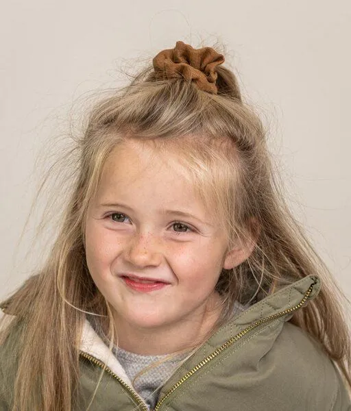 obumi obumi Haargummi - Scrunchie aus Leinen, Cinnamon, – Produktbild 4 von 4