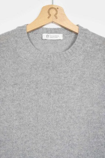 Rifò - Circular Fashion Made in Italy Rifò - Circular Fashion Made in Italy Damenpullover Laura aus recycelter Wolle, Grau, – Produktbild 4 von 4