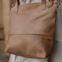 BOWLEANIES TASCHEN BOWLEANIES TASCHEN Mittelgroße Umhängetasche aus Lederfaserstoff, Hellbraun, – Produktbild 1 von 1