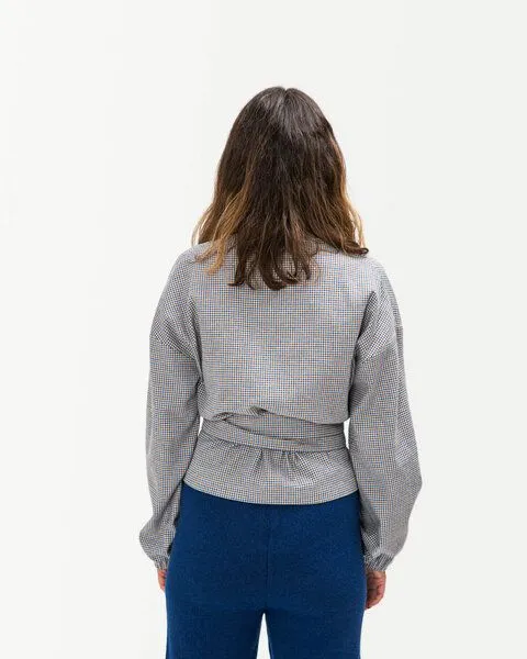 MATONA Matona Wickelbluse für Frauen aus weichem Flannel und in trendigem Karomuster / Flannel Wrap Blouse, Pepita, – Produktbild 2 von 4
