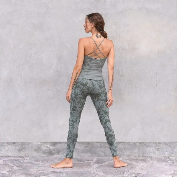 Jaya Jaya TOSCA NATURE - Damen - High-Rise Leggings mit Allover-Nature-Print aus elastischer Biobaumwolle mit doppelter Taillenpartie, Agave/grün, – Produktbild 2 von 2