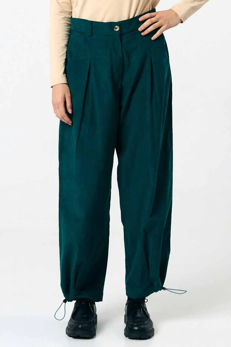 SUITE13LAB SUITE13LAB Damen vegan Hose Nine In Dunkelgrün, Grün, – Produktbild 1 von 2