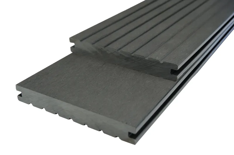 woodstore24 WPC Massivdiele WoodoZypern, 20 x 140 mm, anthrazit, geriffelt / glatt, beidseitig begehbar, Länge: 2,40 m – Produktbild 1 von 1