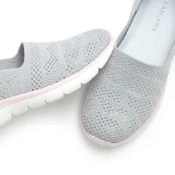 Lascana Lascana Slipper grau/rosé – Produktbild 1 von 1