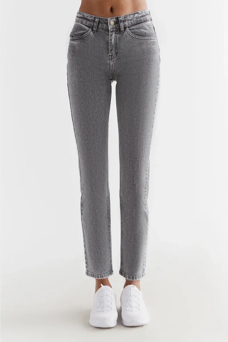 Evermind Evermind Damen vegan Jeans Straight Iron Gray, Hellgrau, – Produktbild 1 von 1