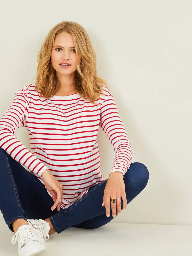 Vertbaudet Umstandsshirt mit verdeckten Stillöffnungen, Weiß/rot gestreift, – Produktbild 1 von 4
