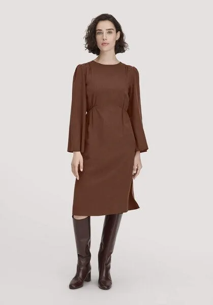 hessnatur hessnatur Kleid Kniebedeckend aus reinem TENCEL Lyocell, Dunkles rost, – Produktbild 1 von 4