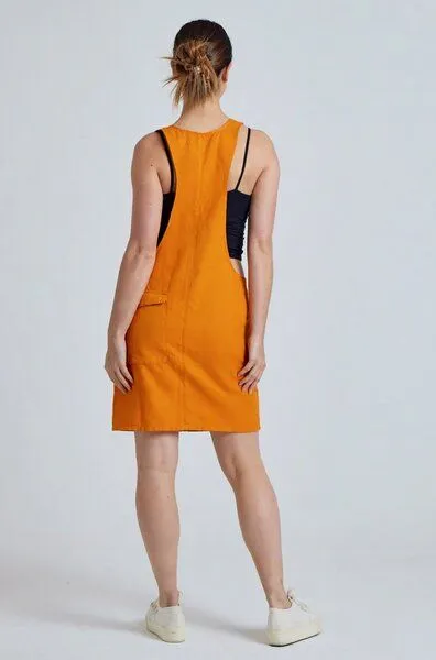 Flax and Loom Flax and Loom Leinen Latzkleid Peggy, Sun orange, – Produktbild 4 von 5