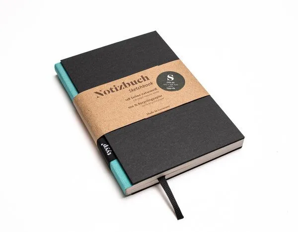 tyyp Notizbuch A6 schwarz - perforiert - 100% Recyclingpapier - BerlinBook by tyyp, Black, – Produktbild 1 von 6