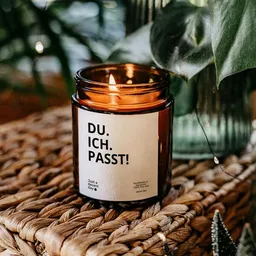 Just a decent day Just a decent day Duftkerzen Geschenk - Du Ich Passt - Handmade aus Sojawachs – Produktbild 1 von 1